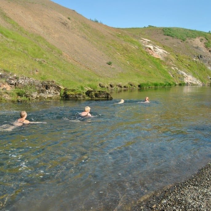 ba-nni-vi-frost-of-funa_s-ren-thorlak_2014