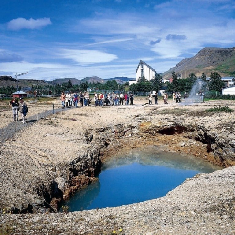 geothermal-park-in-hveragerdi-is