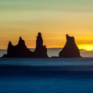 reynisdrangar-midnight-sun-pjp_litil-is