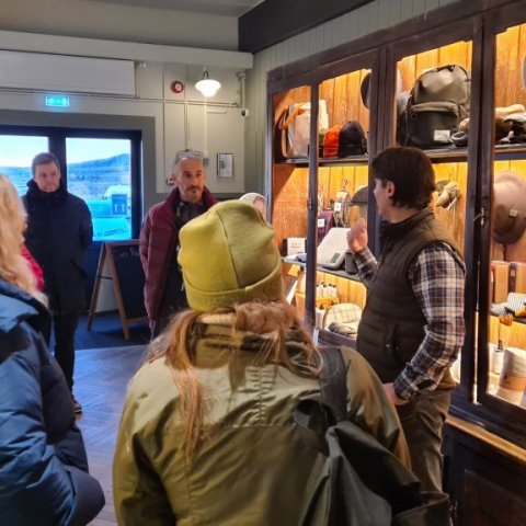 Kynning á Reykjadalur Skáli 