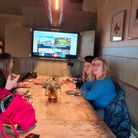 Kynning á Reykjadalur Skáli 