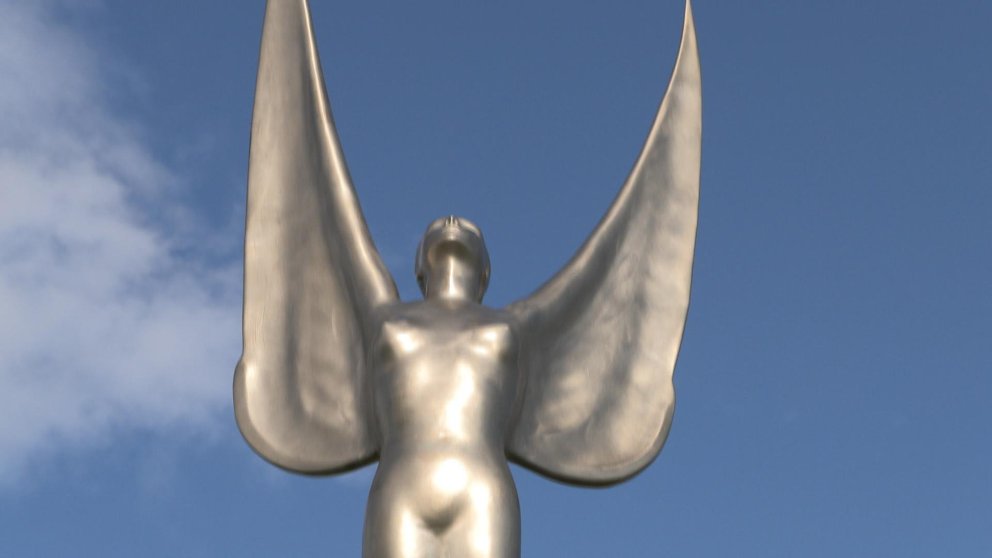 Afrekshugur stendur keikur á Hvolsvelli