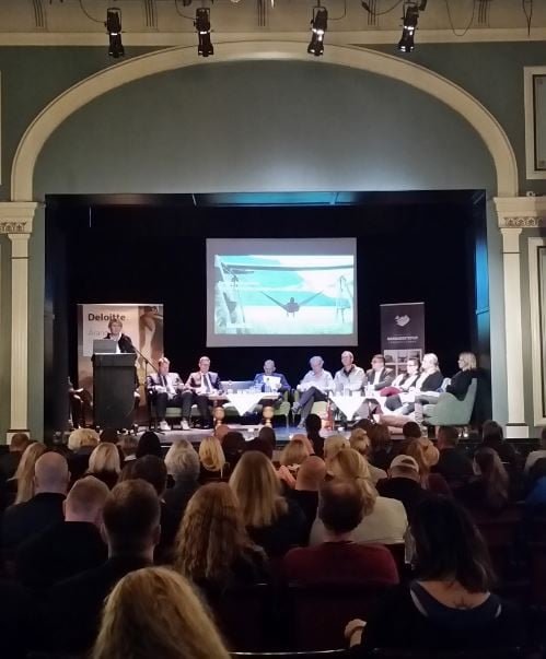 Ráðstefna í Iðnó.