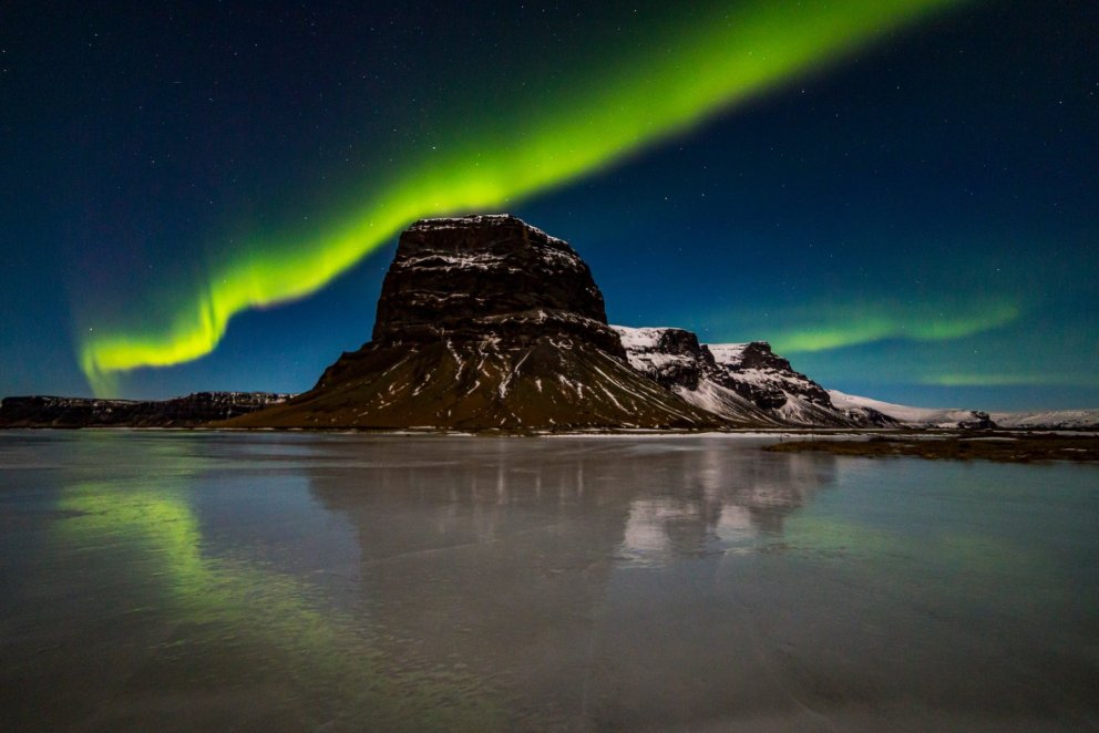 Northern Lights above Lómagnúpur. Photographer: Páll Jökull Pétursson.