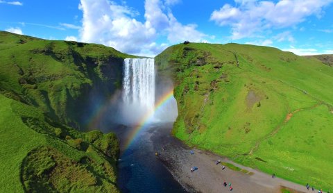 Skógafoss on a summer day. Photo by: Þórir N. Kjartansson